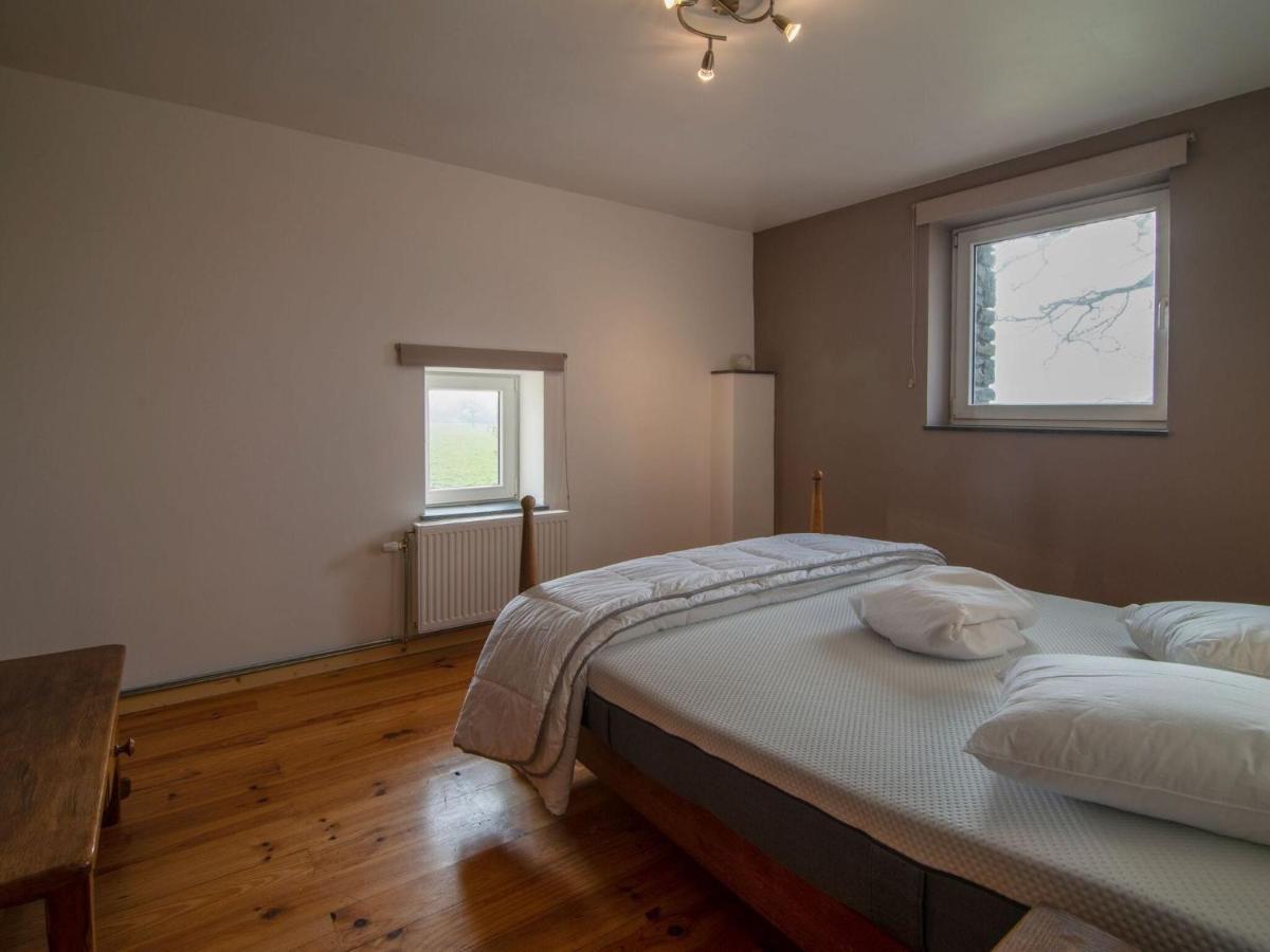 Very Spacious House With Sauna Spa And Countryside Views Gouvy Exteriör bild