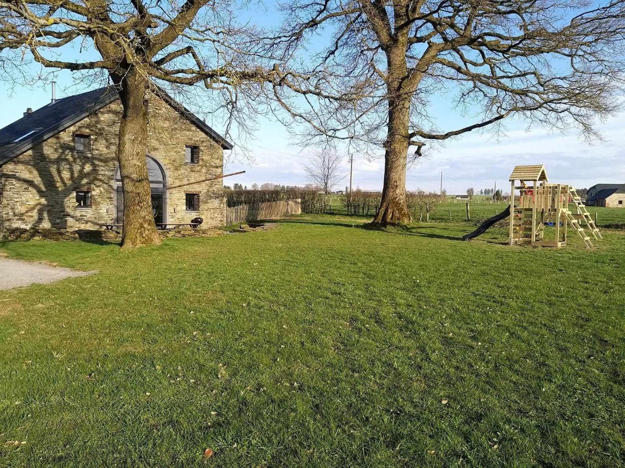 Very Spacious House With Sauna Spa And Countryside Views Gouvy Exteriör bild